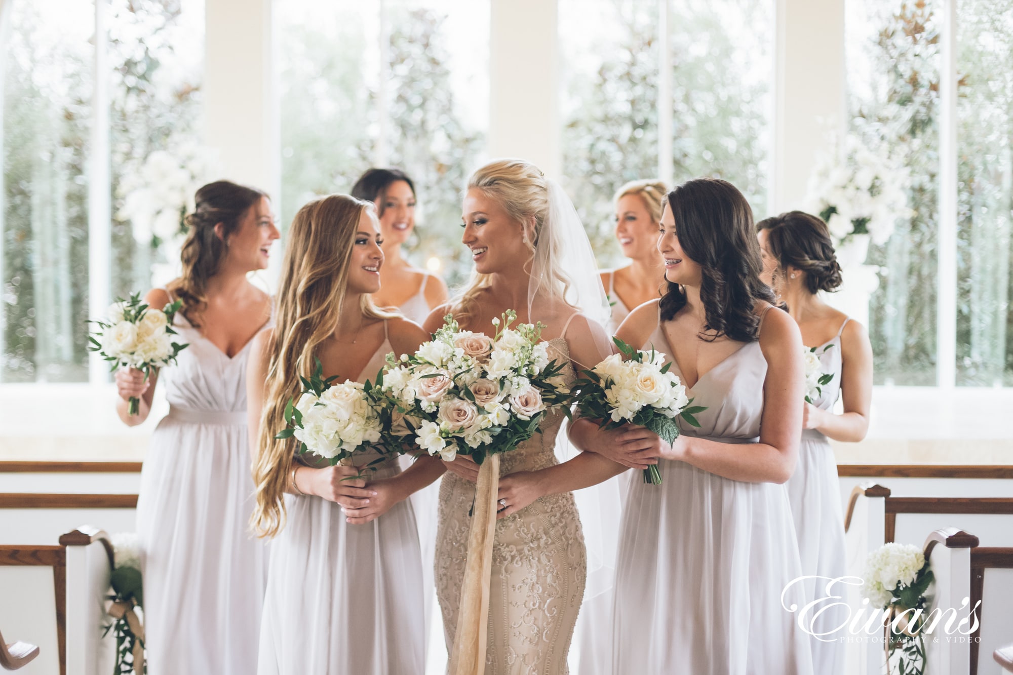 Jade and mauve blend trendy winter wedding colors