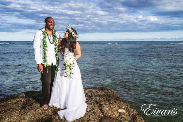 fun-wedding-ideas-off-a-cliff