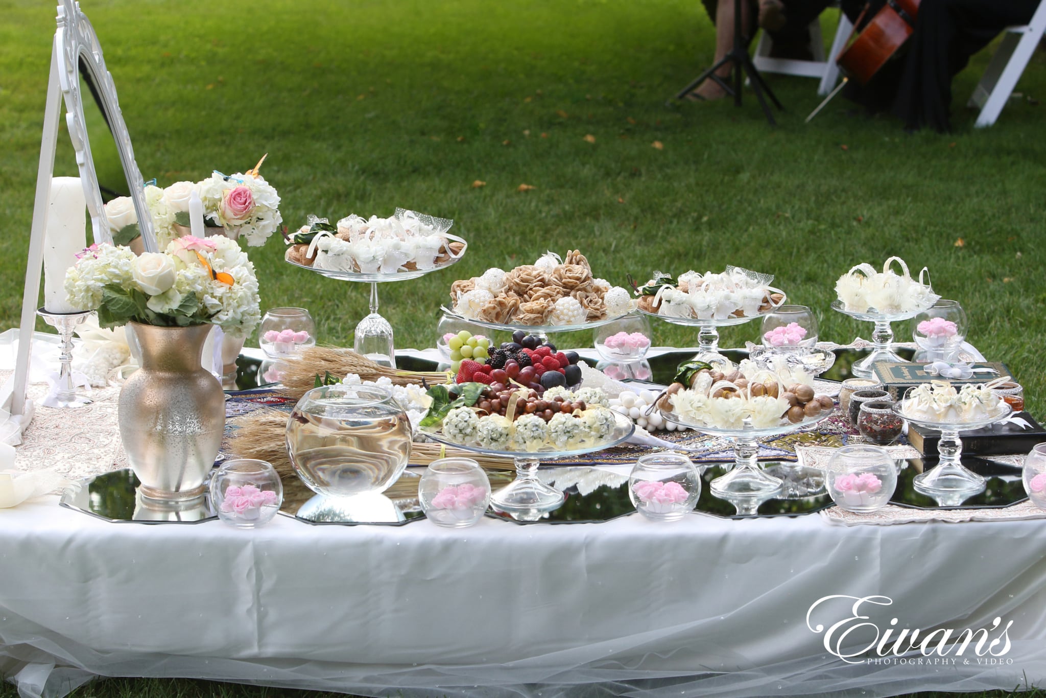 image of a wedding dessert table