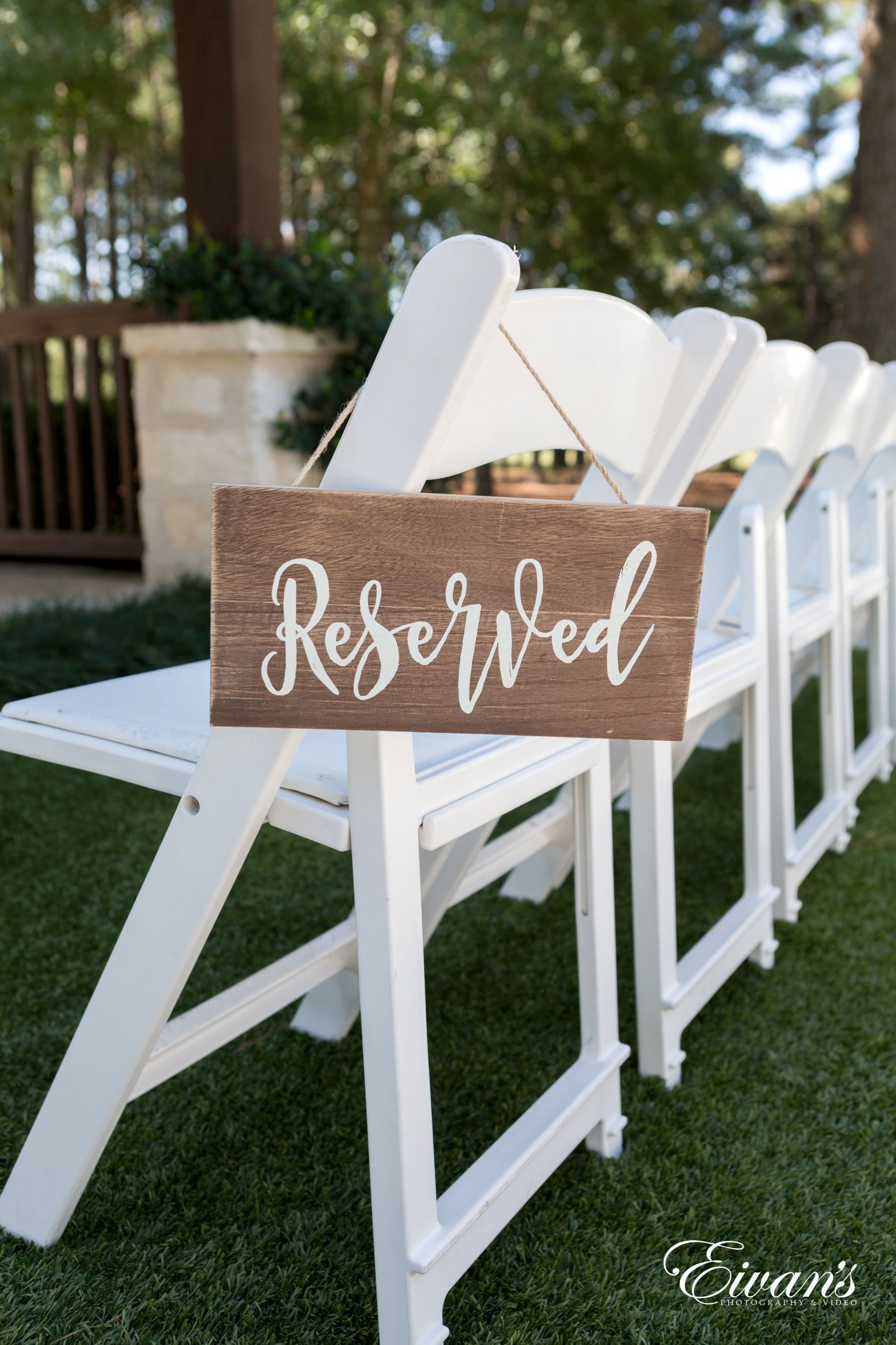 outdoor wedding sign ideas