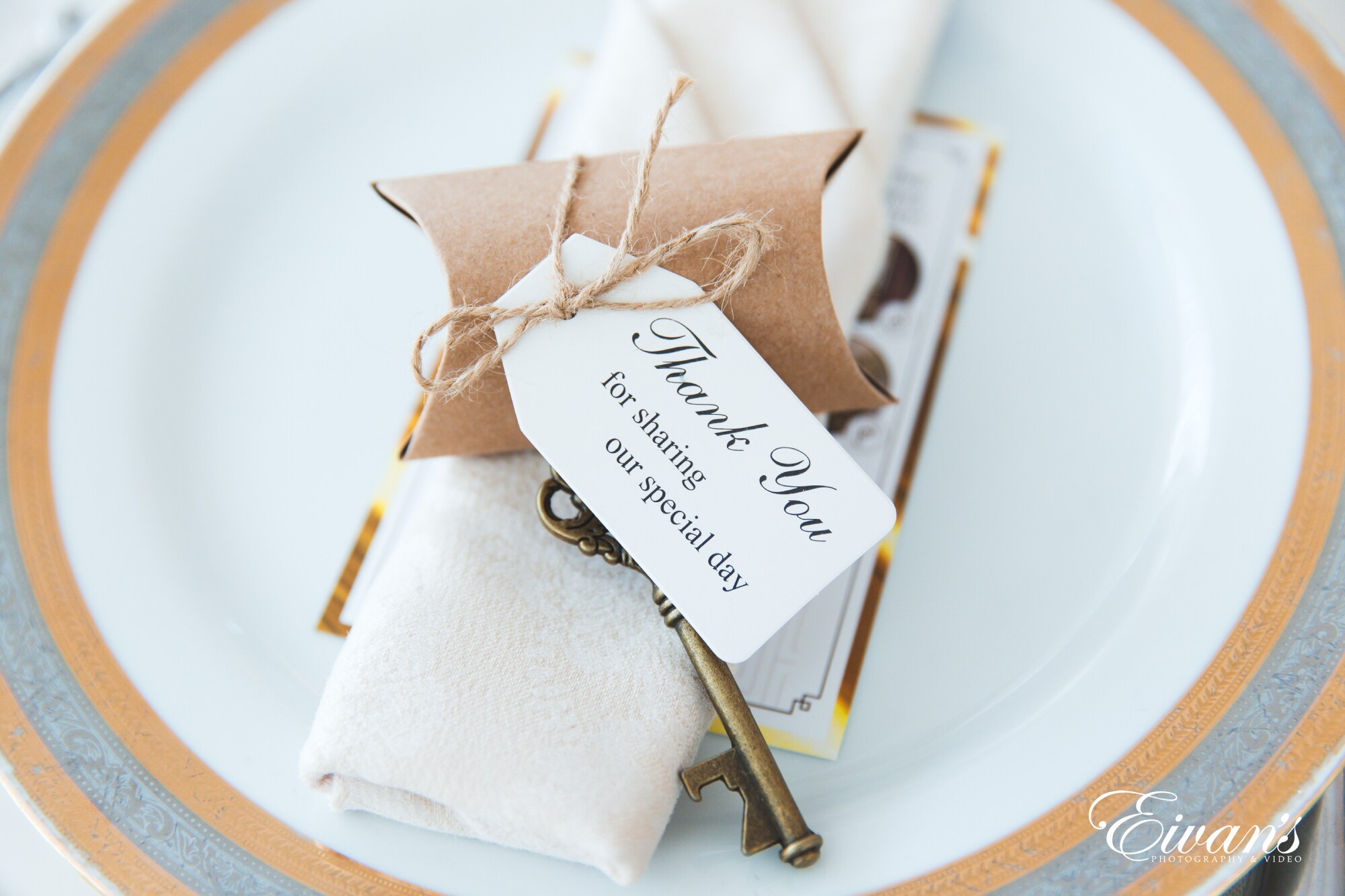 How Much To Spend On Wedding Favors Eivan s Photo Video