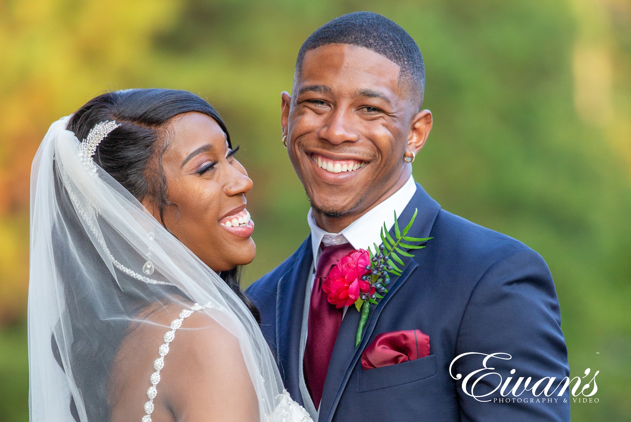 Wedding Couple Posing For Portrait2 Wedding Couple Posing For Portrait2