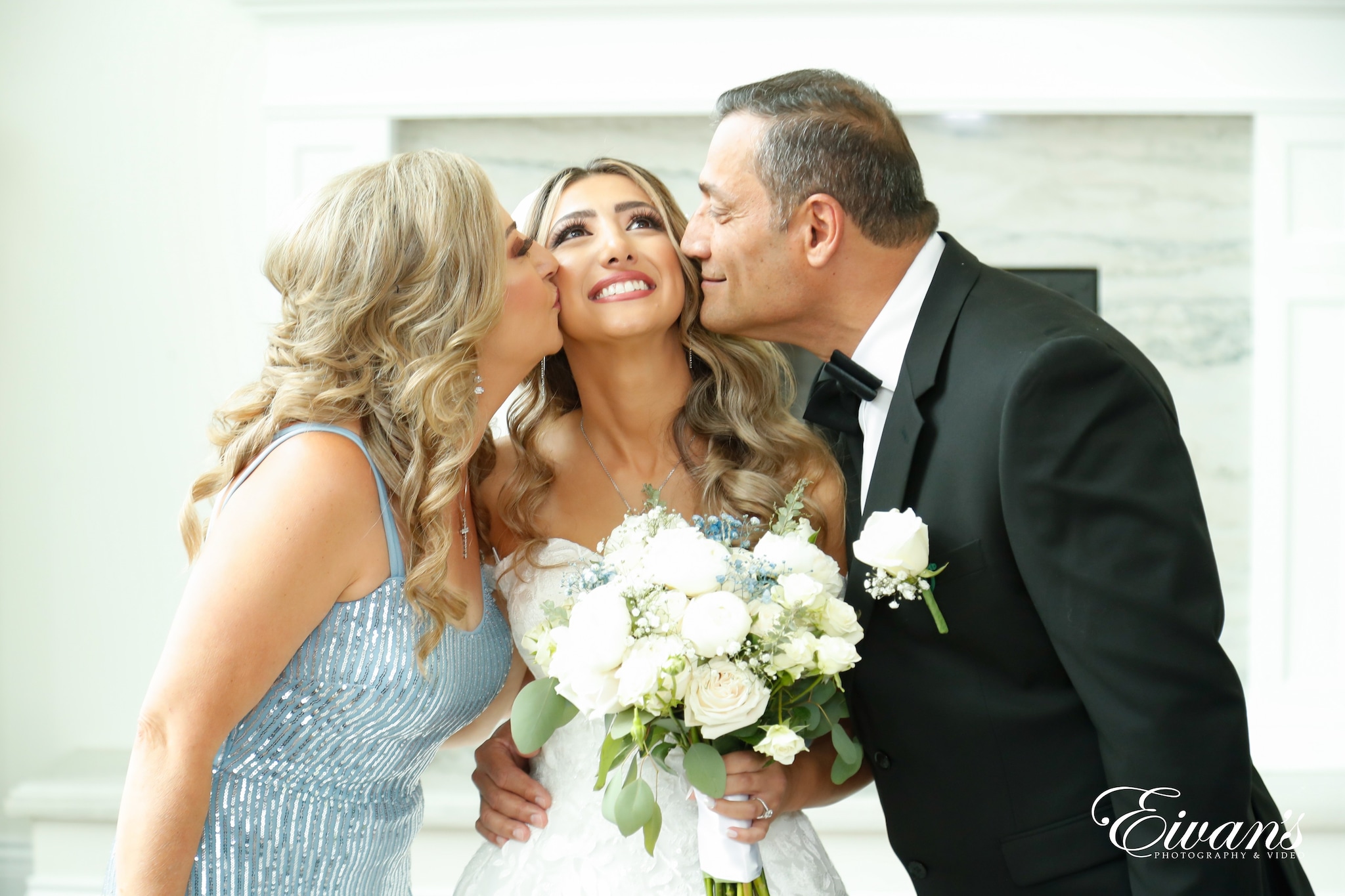 Wedding & Portrait Photography