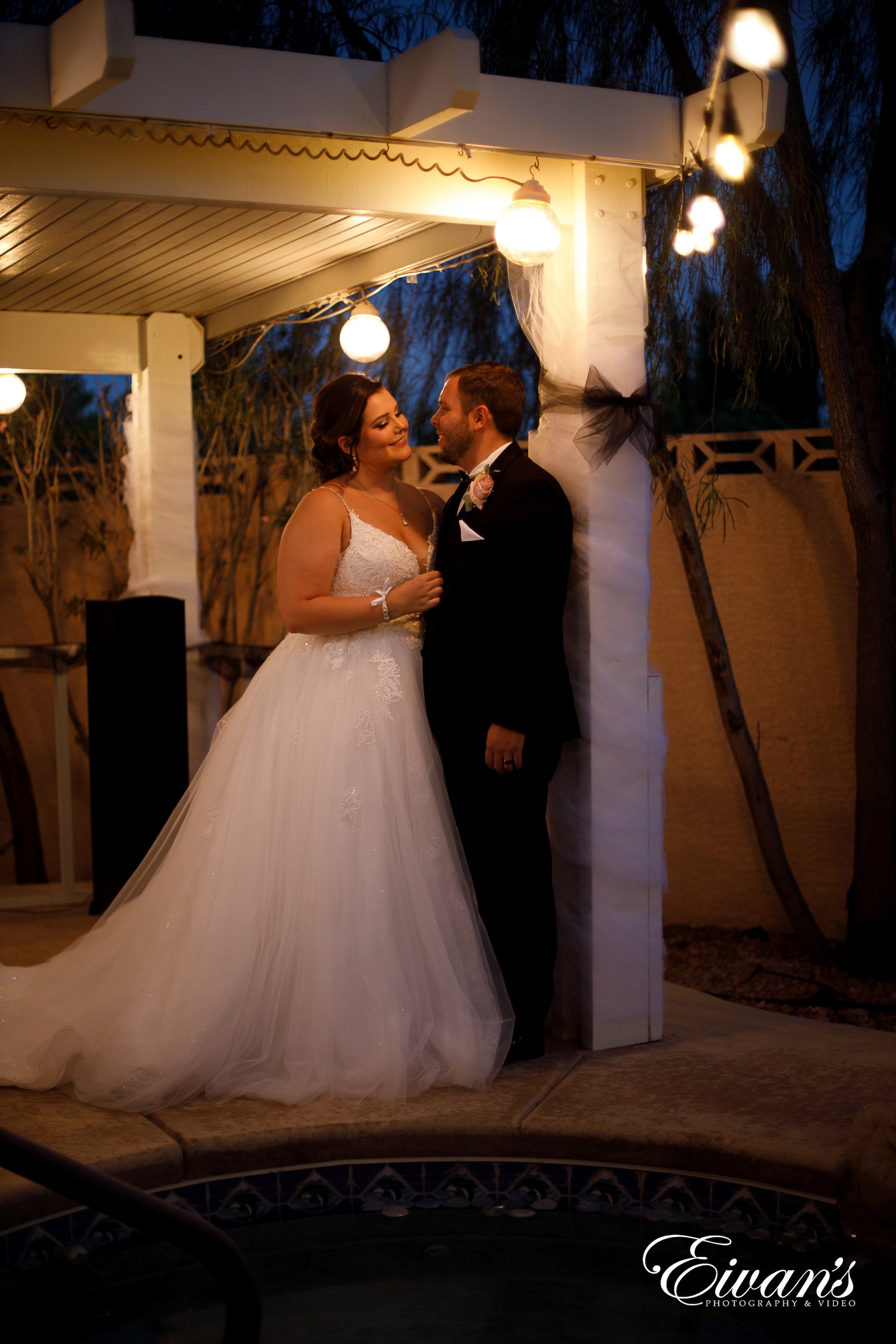 Featured Rebekah Ryan Lasvegas Wedding 031 Featured Rebekah Ryan Lasvegas Wedding 031