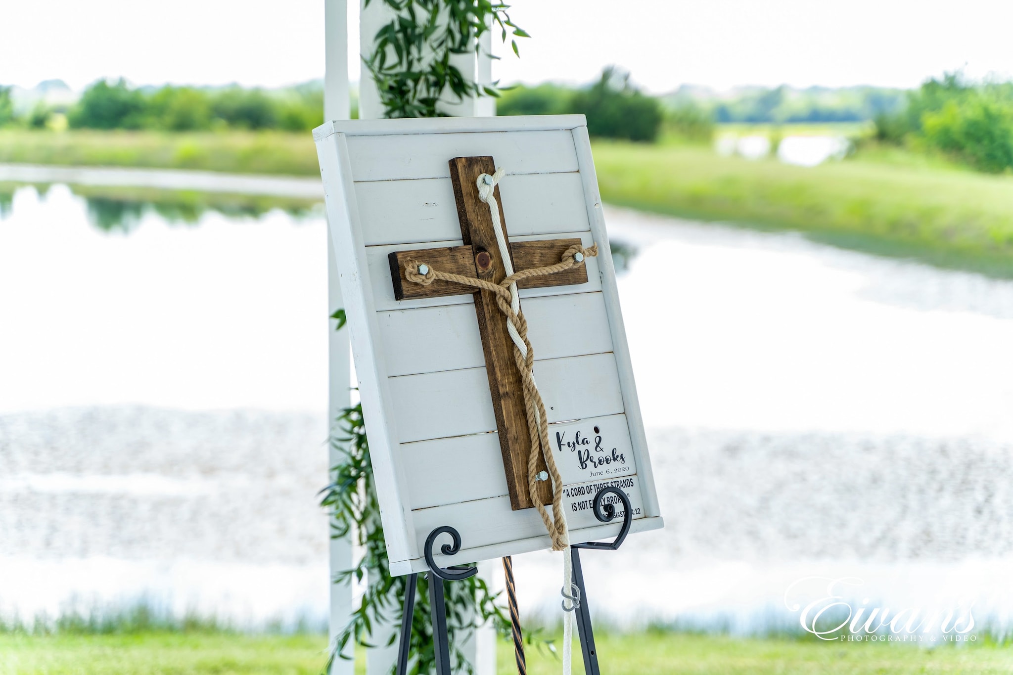 Ideas For Church Wedding Decorations 002