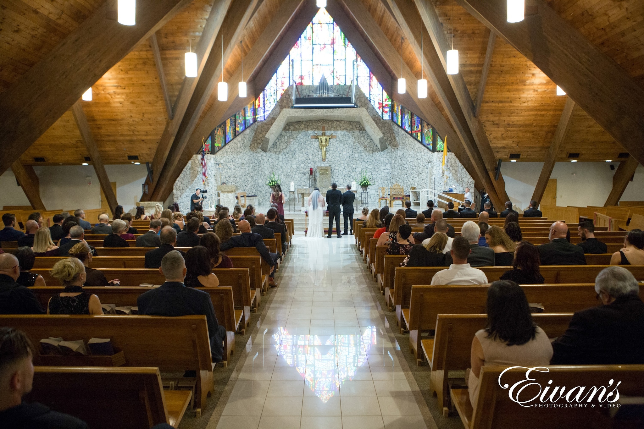 Ideas For Church Wedding Decorations 008