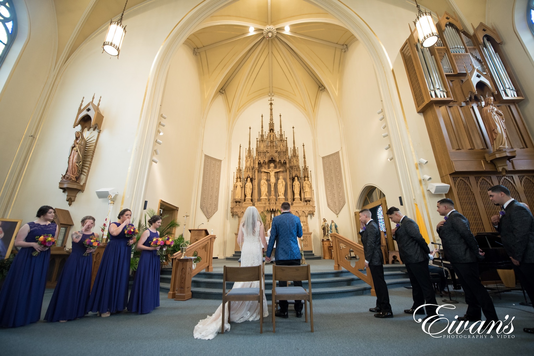 Ideas For Church Wedding Decorations 014