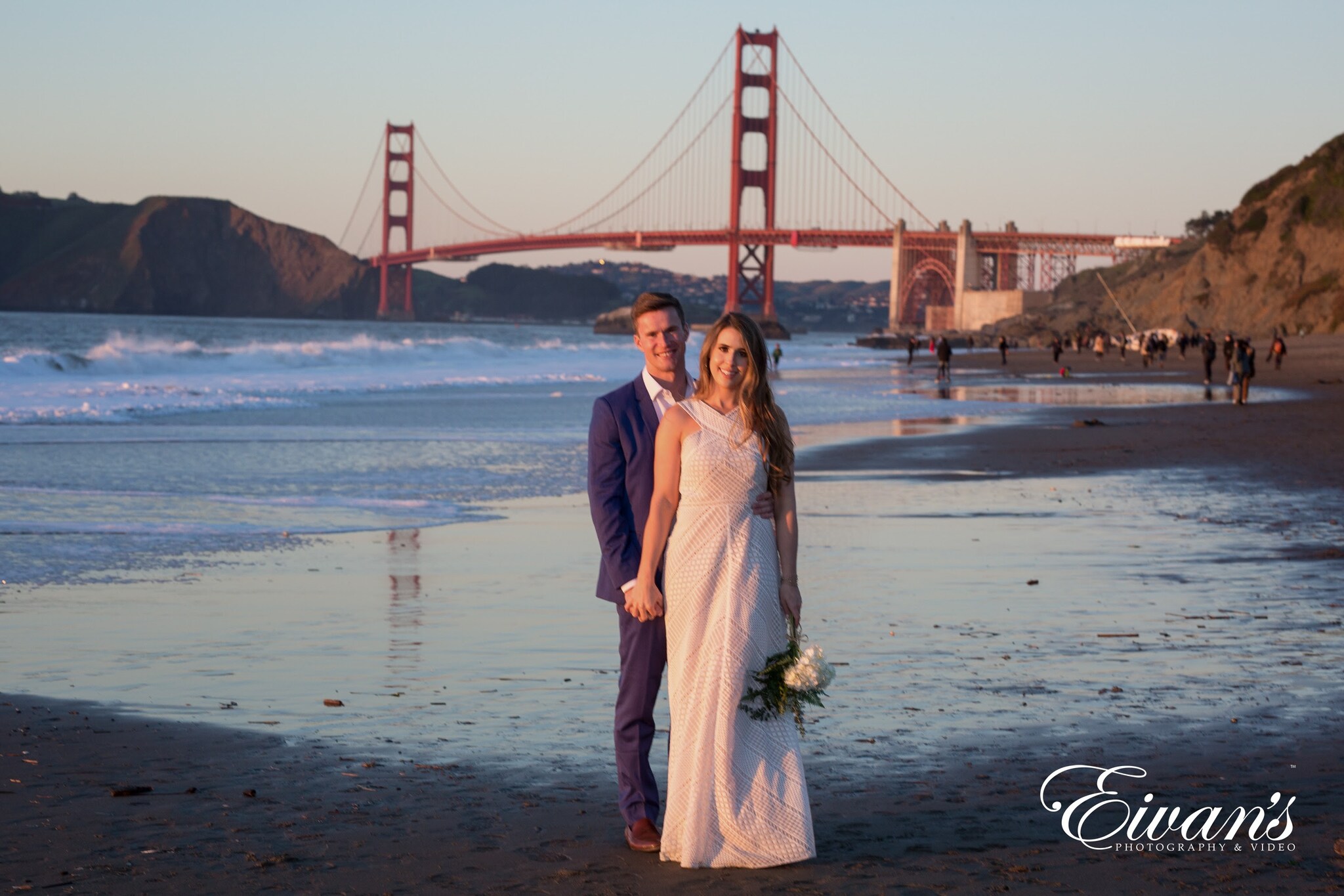 Wedding/ Engagement Wedding/ Engagement