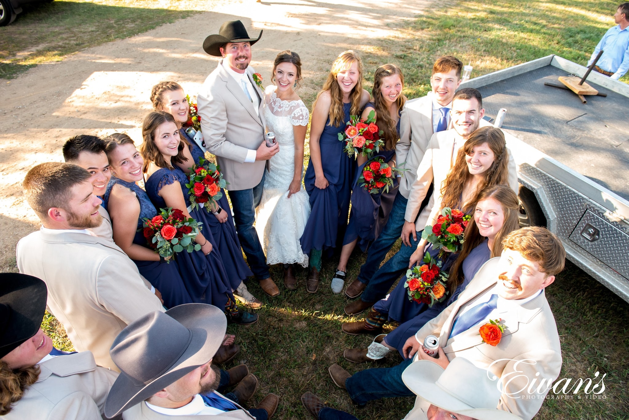 How Many People Should I Invite To My Wedding 009