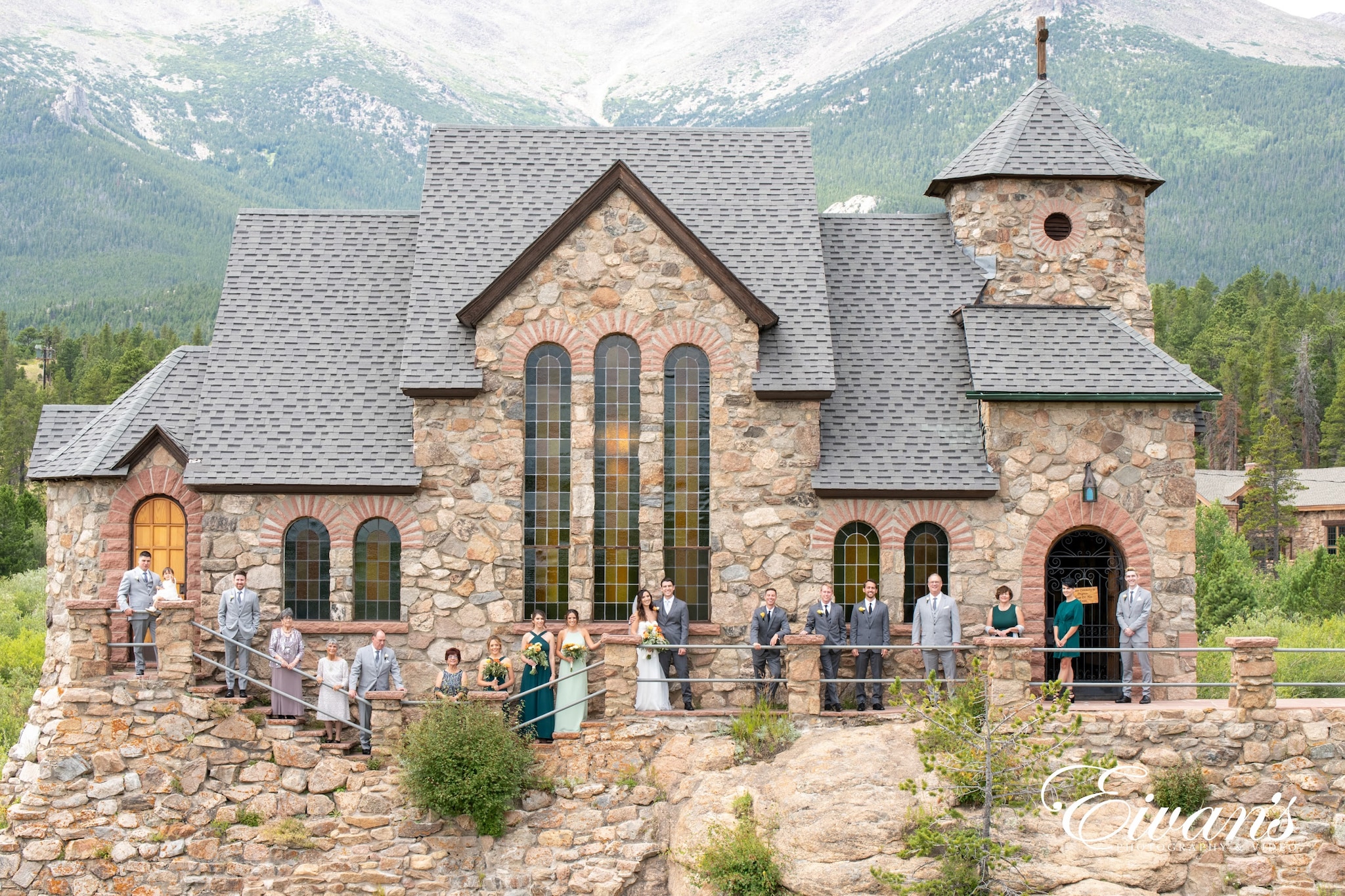 List Of Must Have Wedding Photos 003