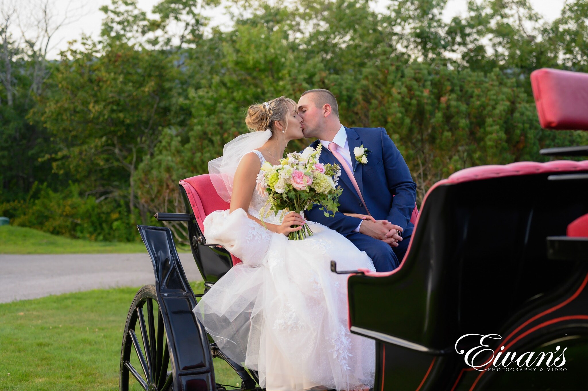 Things To Ask Your Wedding Photographer 003