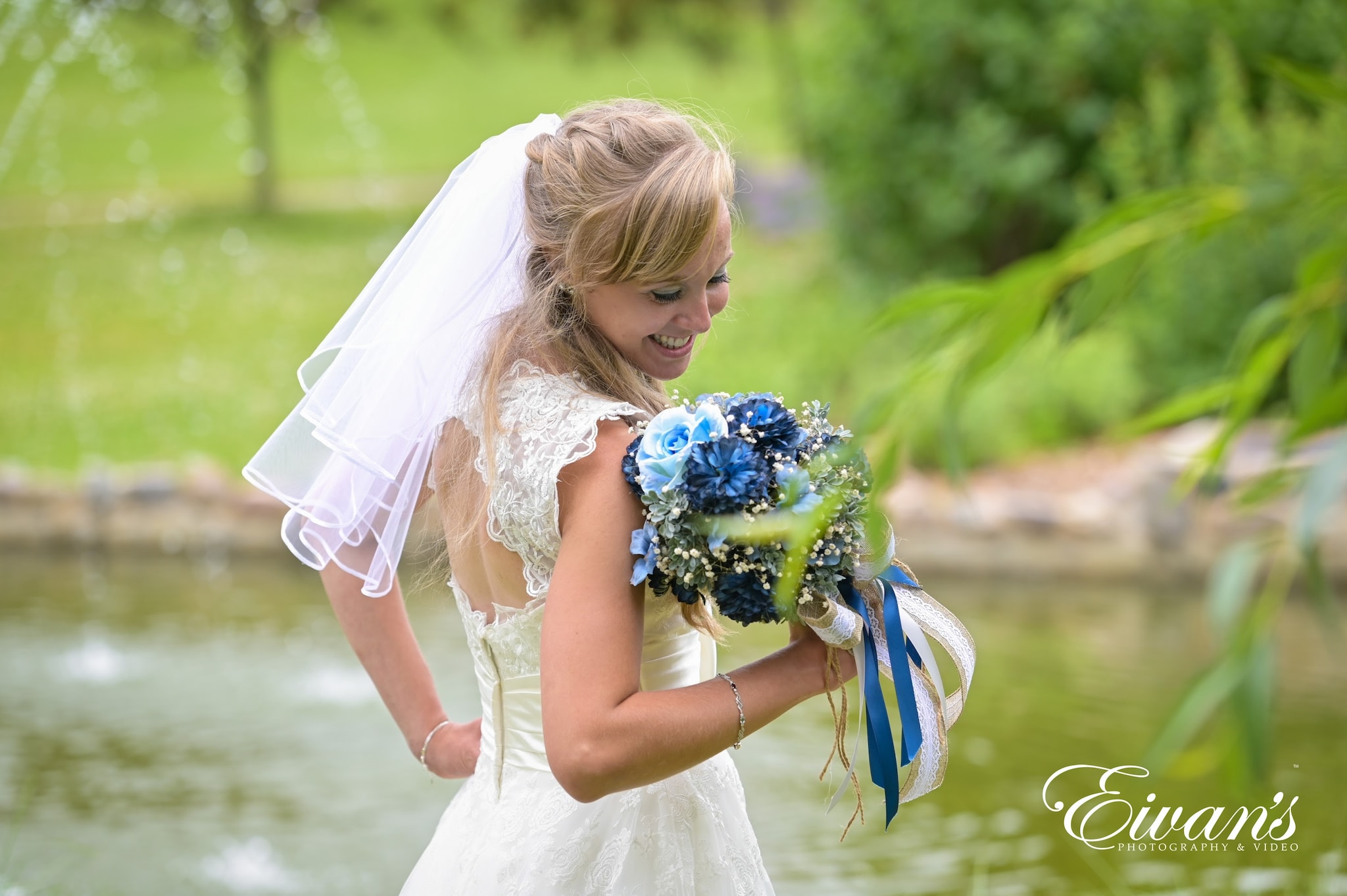 Do Wedding Dresses Have To Be White 005