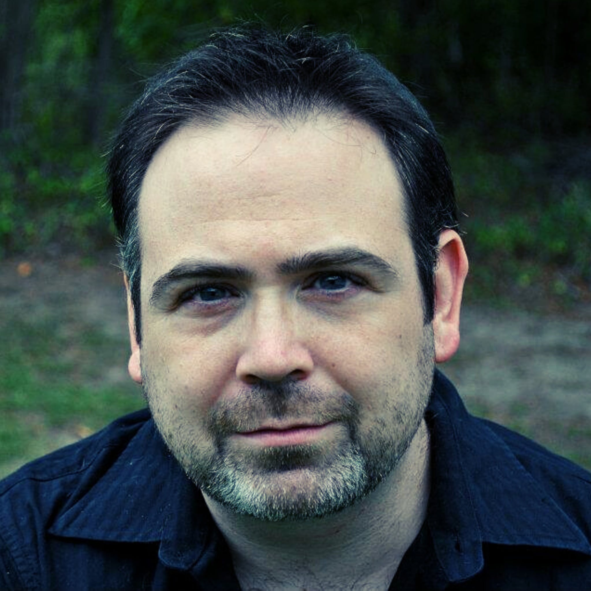 Eivans Headshot (10) Eivans Headshot (10)