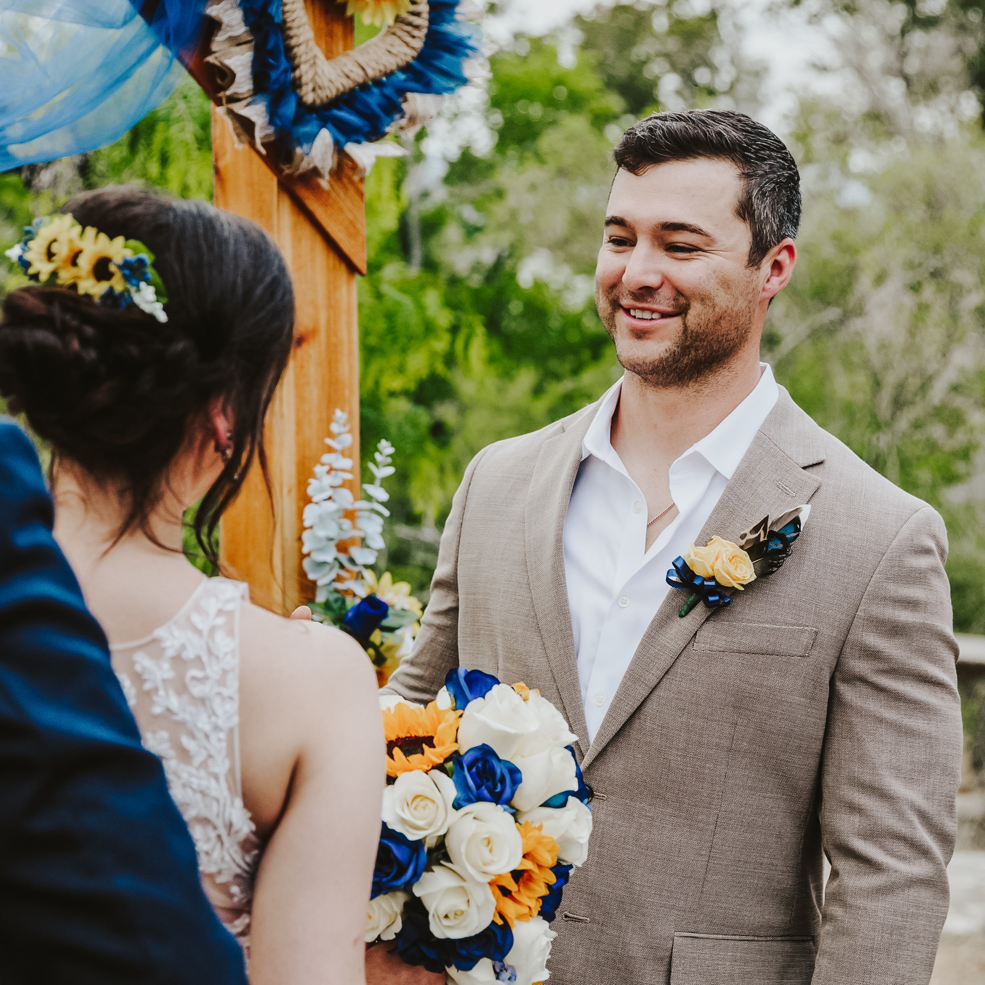 Copyright Eivans's Photo, Inc.