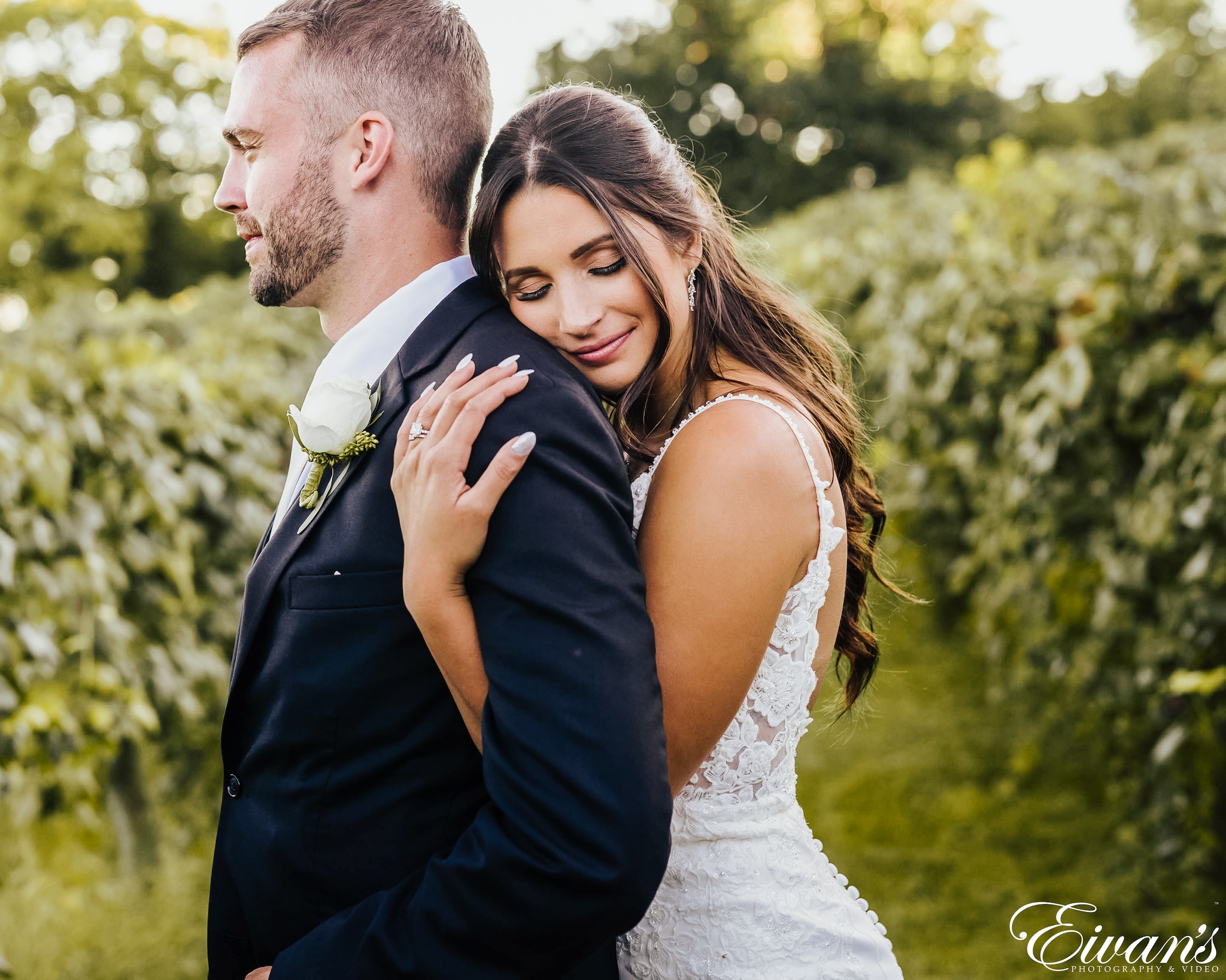 First Kiss Wedding Photos Eivan's Photography & Video