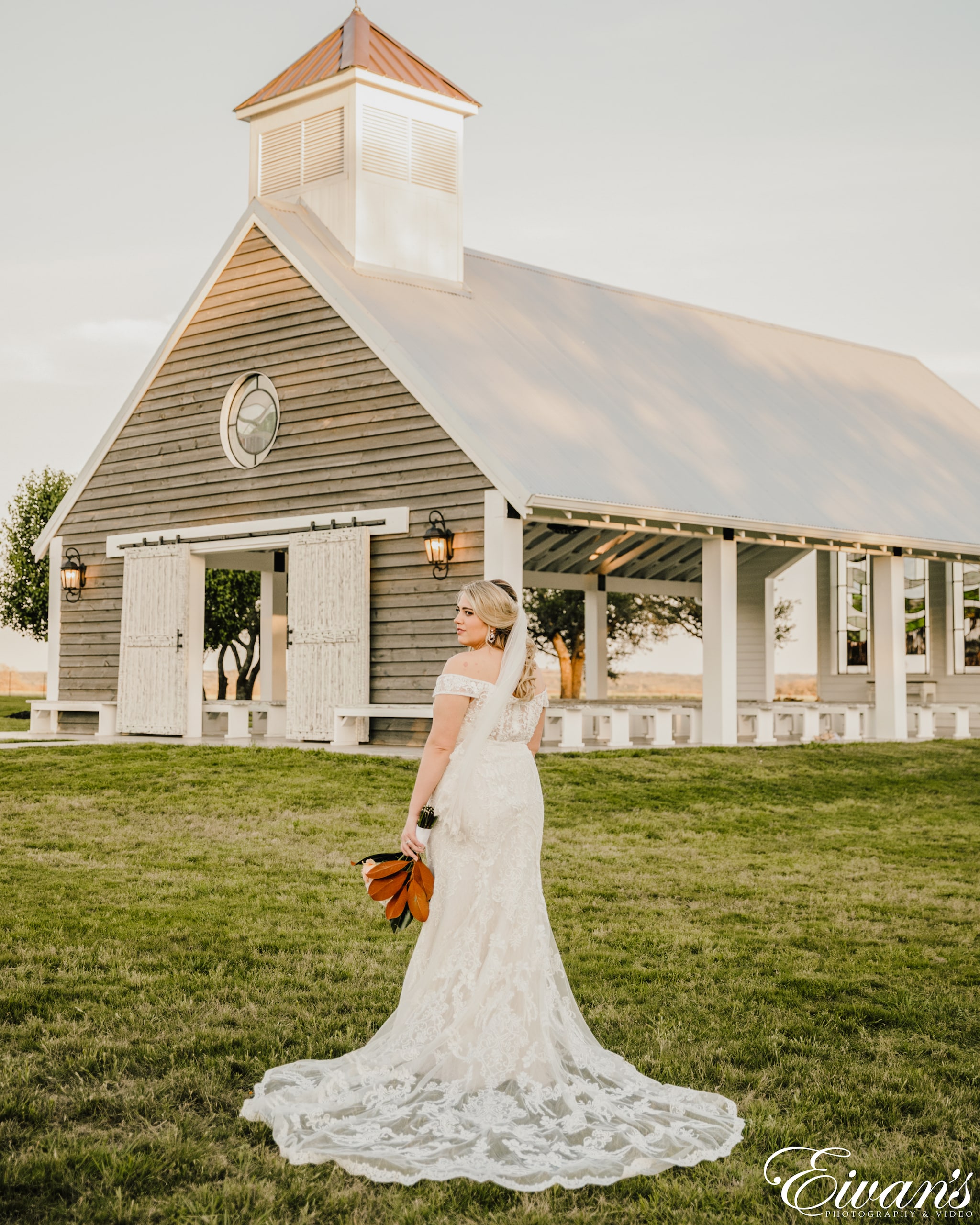 Copyright Eivan’s Photo, Inc. Copyright Eivan's Photo, Inc.