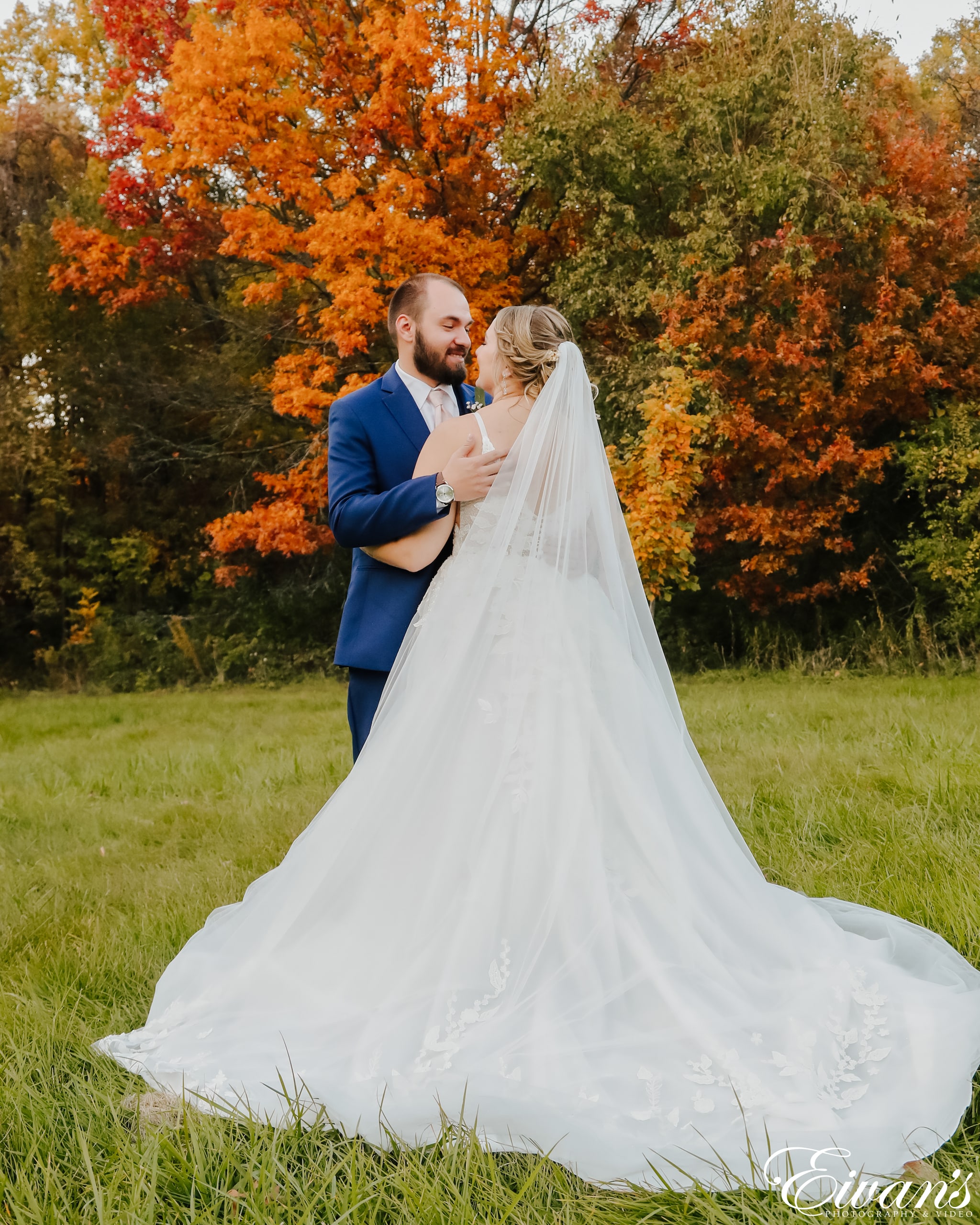 Copyright Eivan’s Photo, Inc. Copyright Eivan's Photo, Inc.